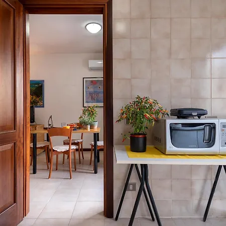 Apartment Sardinia Re - Lilium Flat - Free Parking Alghero