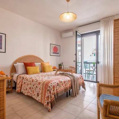 Sardinia Re - Lilium Flat - Free Parking Apartment *
